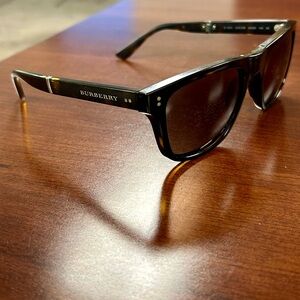 Burberry Tortoise Shell Sunglasses frame